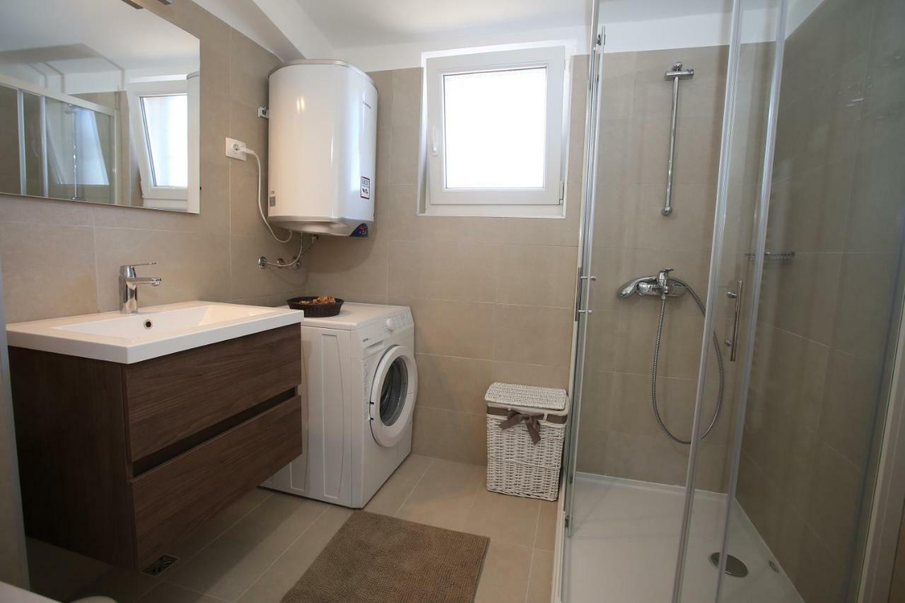 Apartmani Tri Bunje Tribalj المظهر الخارجي الصورة