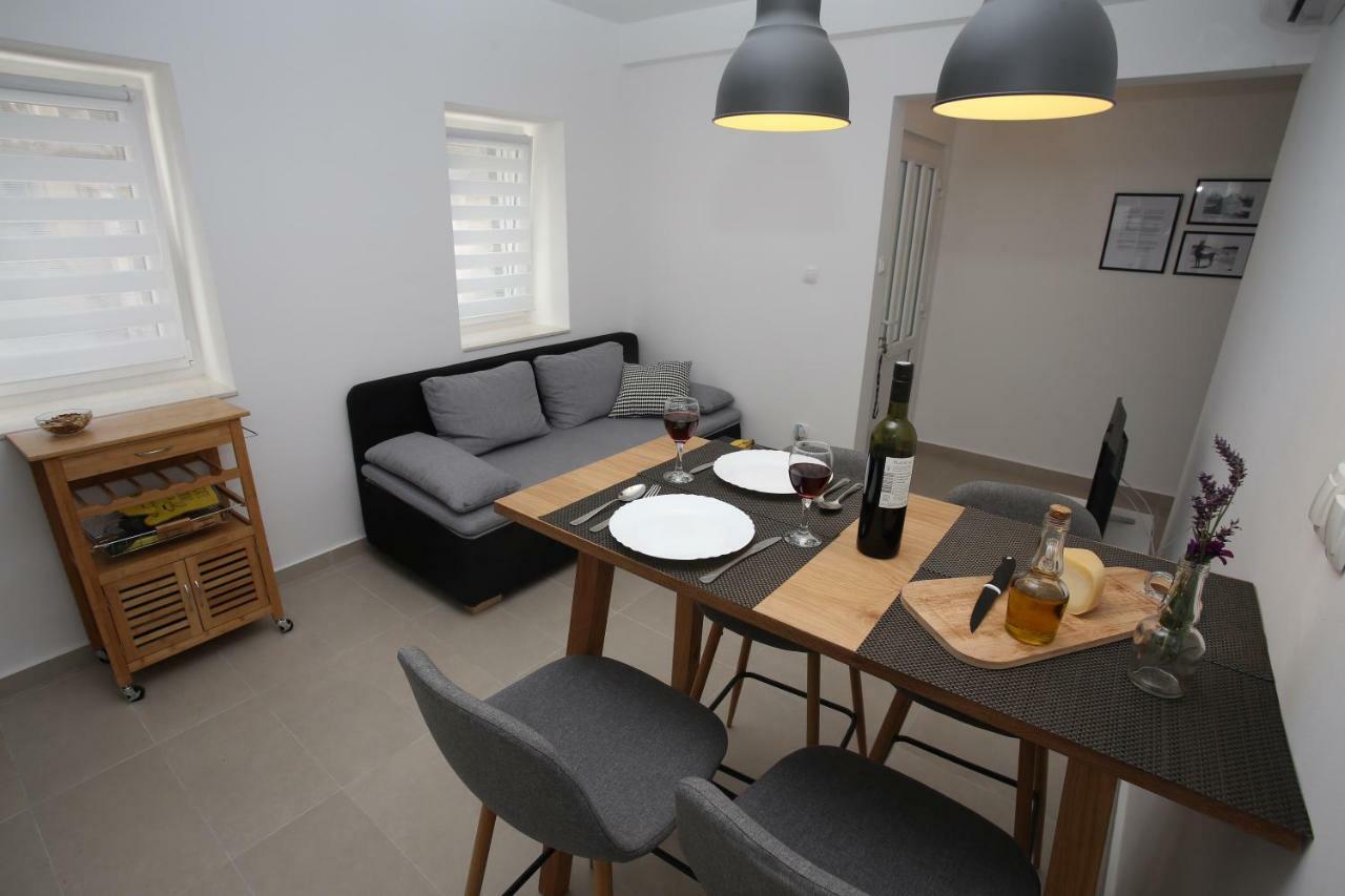 Apartmani Tri Bunje Tribalj المظهر الخارجي الصورة