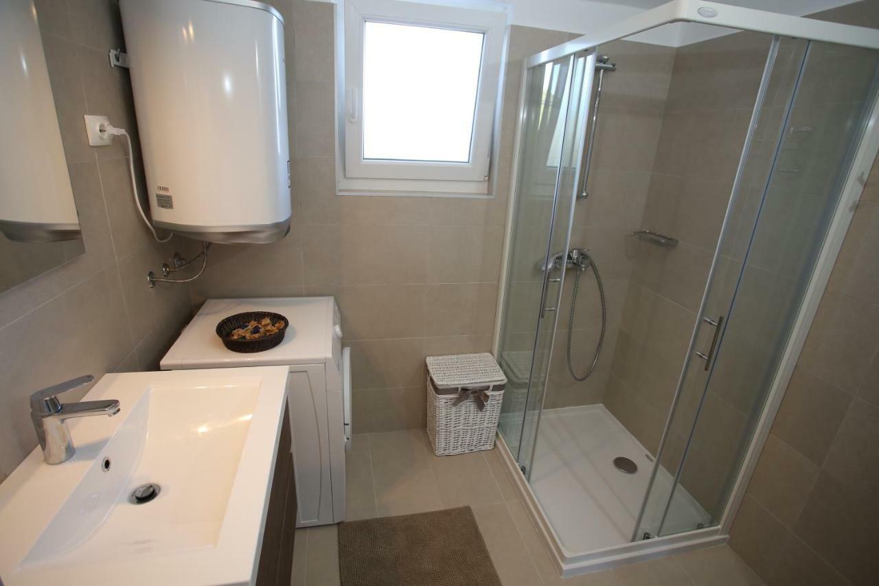 Apartmani Tri Bunje Tribalj المظهر الخارجي الصورة